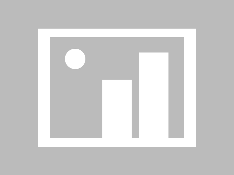 到现在我都还在想：评论区的热评被提起时，我只想重新整理自己